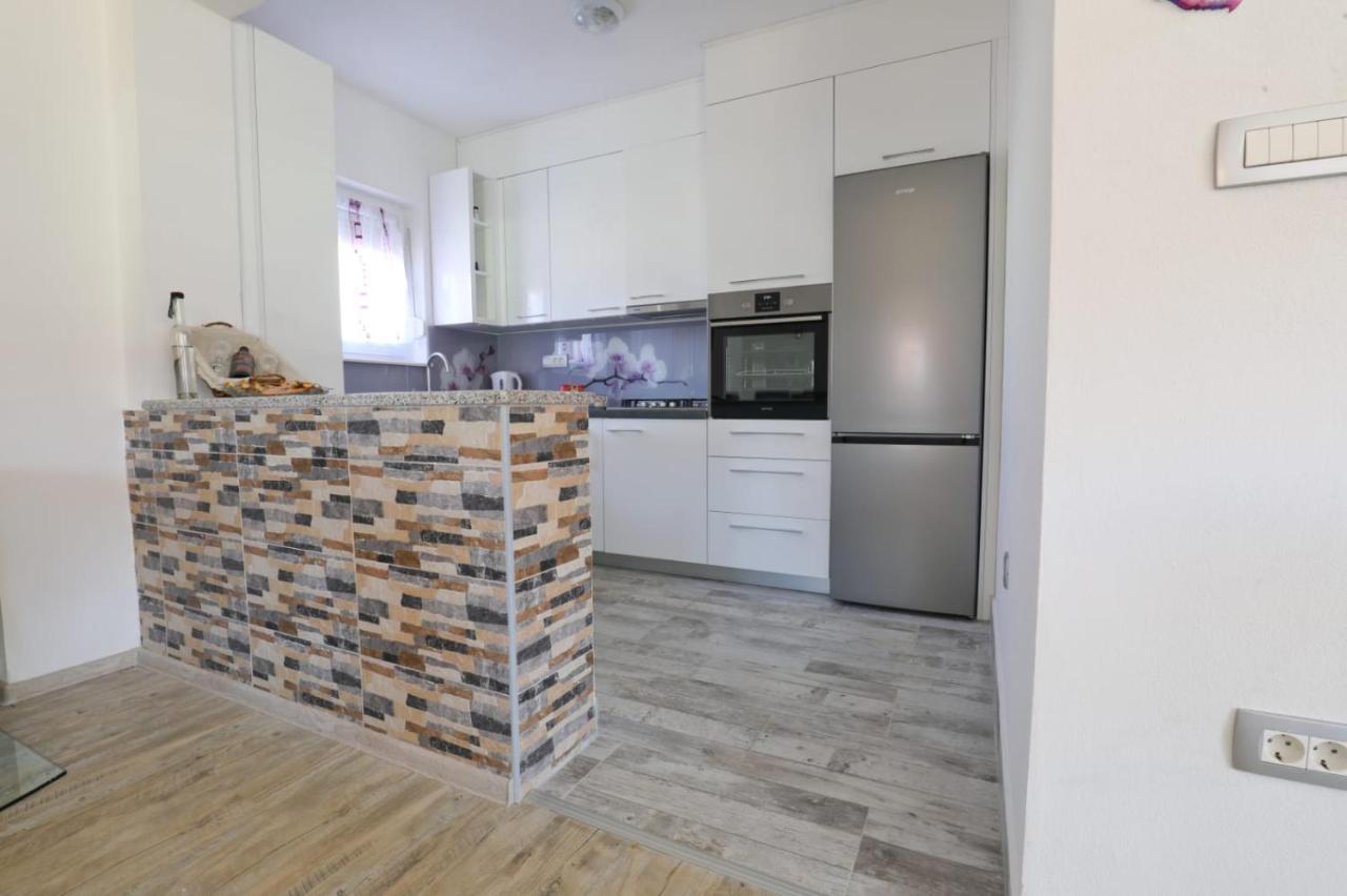 Apartman Teo &Tena Otočac Eksteriør bilde